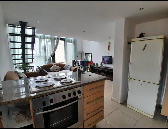 1 BEDROOM APARTMENT FOR SALE IN ROOIHUISKRAAL NORTH